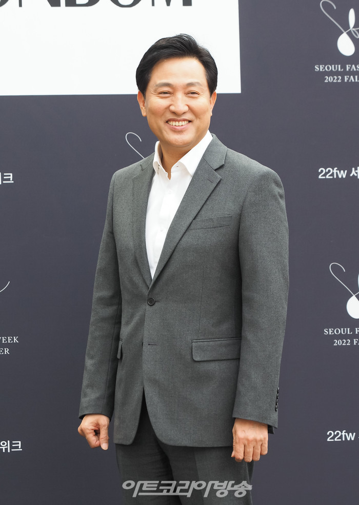 2022 FW서울패션위크 '본봄(BON BOM)' 패션쇼(오세훈 서울시장) 2022.03.18 사진 ⓒ아트코리아방송 이용선 기자