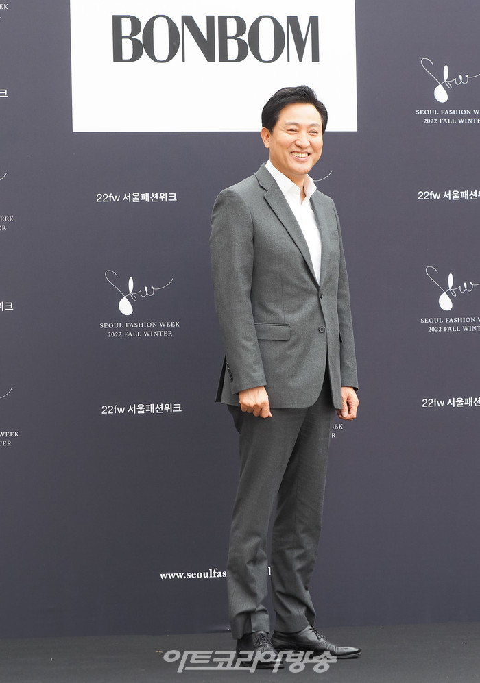 2022 FW서울패션위크 '본봄(BON BOM)' 패션쇼(오세훈 서울시장) 2022.03.18 사진 ⓒ아트코리아방송 이용선 기자