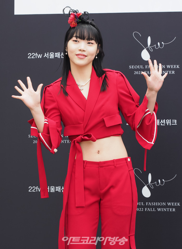 2022 FW서울패션위크 '시지엔이(C-ZANN E) 패션쇼(댄서 조나인) 2022.03.18 사진 ⓒ아트코리아방송 이용선 기자