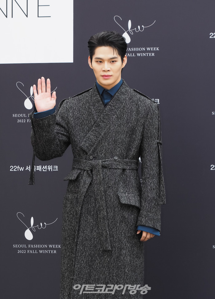 2022 FW서울패션위크 '시지엔이(C-ZANN E) 패션쇼(가수 김바울) 2022.03.18 사진 ⓒ아트코리아방송 이용선 기자