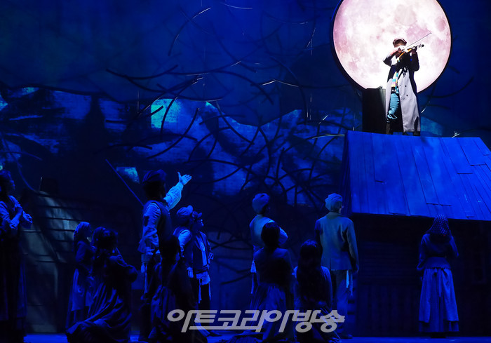 서울시 뮤지컬단의 뮤지컬 '지붕위의 바이올린' 프레스콜. 2022.04.22 사진 ⓒ아트코리아방송 이용선 기자