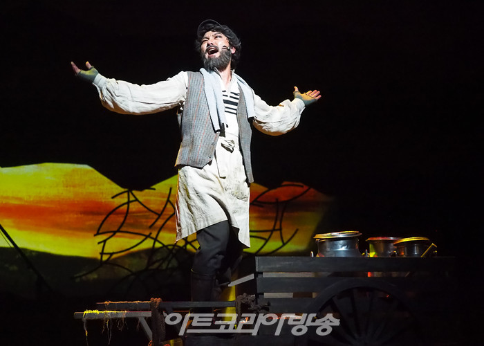 서울시 뮤지컬단의 뮤지컬 '지붕위의 바이올린' 프레스콜(테비예 역 양준모) 2022.04.22 사진 ⓒ아트코리아방송 이용선 기자