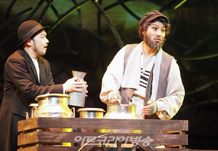 서울시 뮤지컬단의 뮤지컬 '지붕위의 바이올린' 프레스콜. 2022.04.22 사진 ⓒ아트코리아방송 이용선 기자