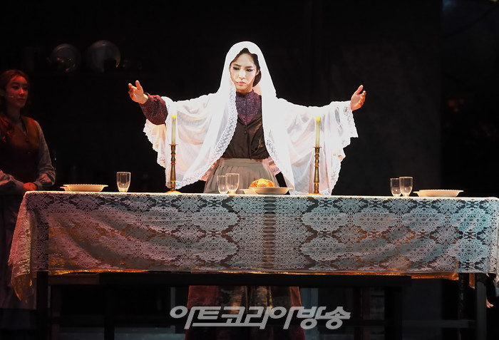 서울시 뮤지컬단의 뮤지컬 '지붕위의 바이올린' 프레스콜. 2022.04.22 사진 ⓒ아트코리아방송 이용선 기자