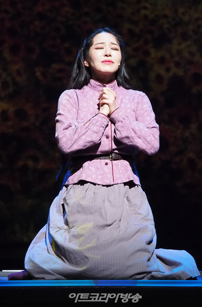 서울시 뮤지컬단의 뮤지컬 '지붕위의 바이올린' 프레스콜(자이틀 역 이혜란). 2022.04.22 사진 ⓒ아트코리아방송 이용선 기자