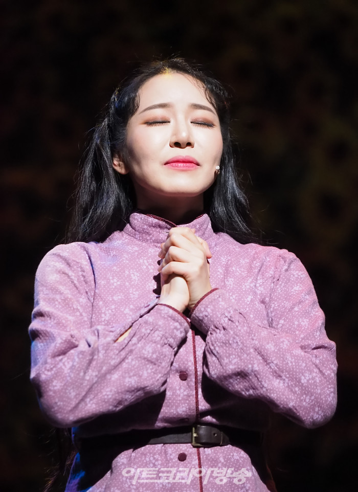 서울시 뮤지컬단의 뮤지컬 '지붕위의 바이올린' 프레스콜(자이틀 역 이혜란). 2022.04.22 사진 ⓒ아트코리아방송 이용선 기자