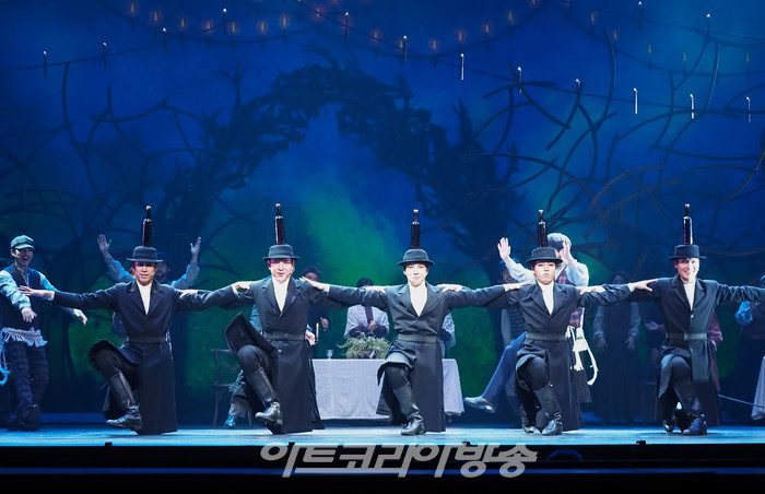 서울시 뮤지컬단의 뮤지컬 '지붕위의 바이올린' 프레스콜. 2022.04.22 사진 ⓒ아트코리아방송 이용선 기자