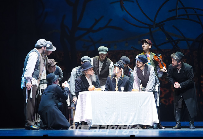 서울시 뮤지컬단의 뮤지컬 '지붕위의 바이올린' 프레스콜. 2022.04.22 사진 ⓒ아트코리아방송 이용선 기자