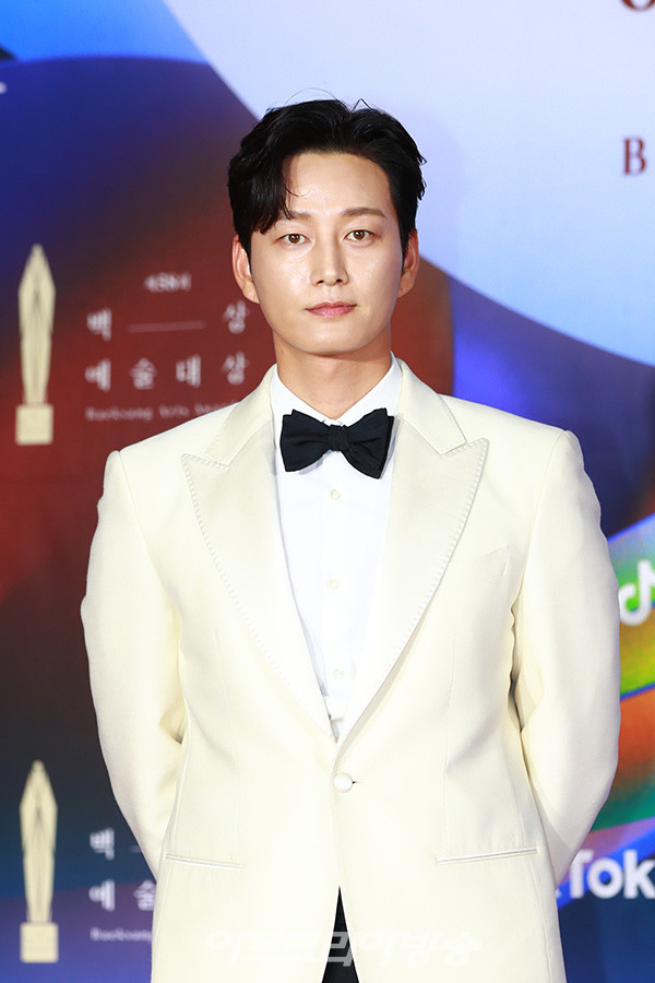 제58회 백상예술대상 시상식(이현욱) 2022.05.06 제공 백상예술대상 사무국