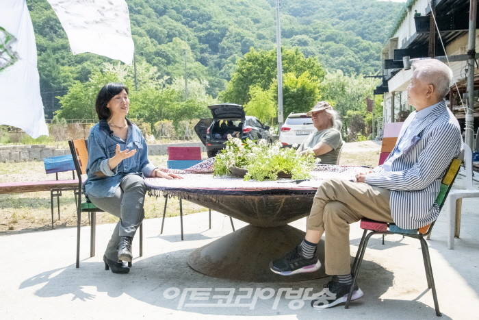 김은진의 예술명상 '안재복 조각가 물고기전, 어디로 가는가'