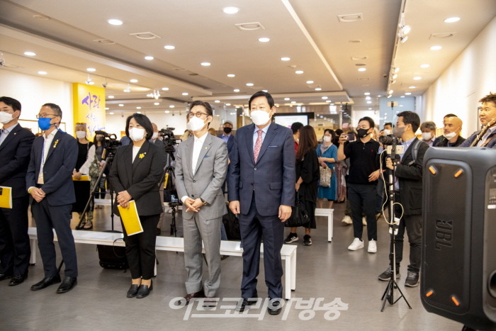 사람사는 세상 展 '바람이 분다' 노무현 서거 13주기 추모전시