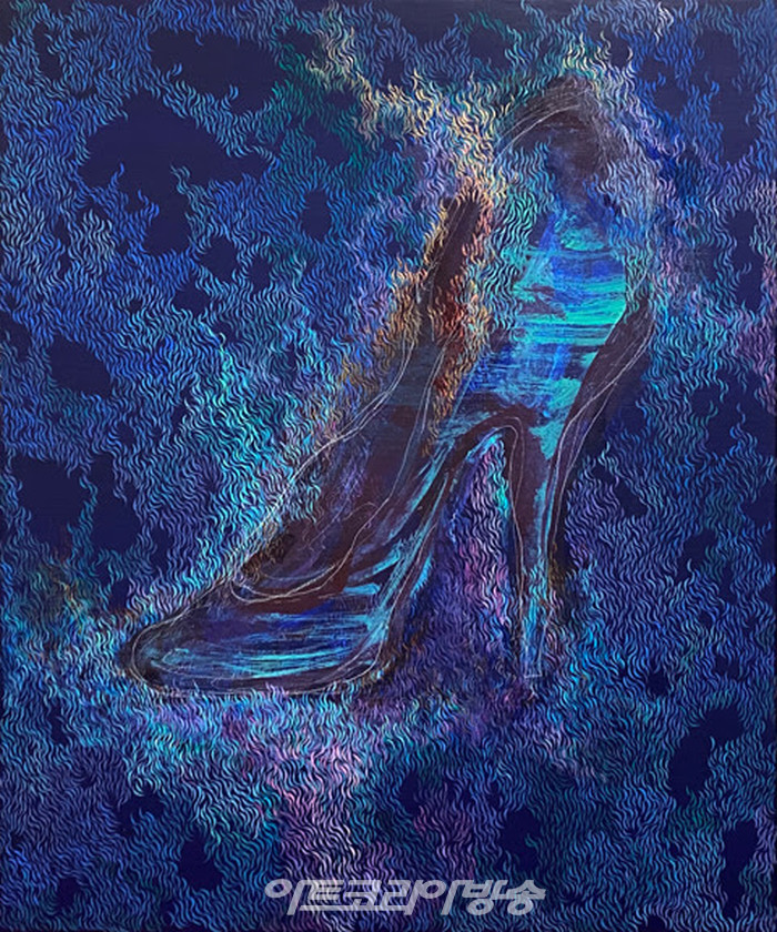 이지영, Shoe-blue65.1 x 53cm, Acrylic, 2021
