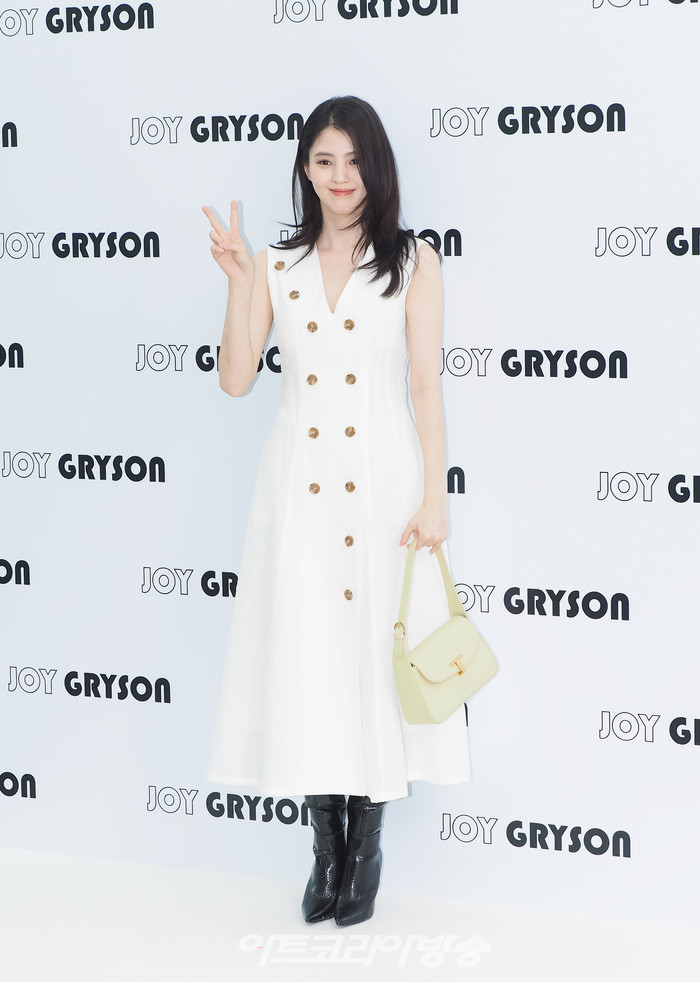 조이그라이슨 'BUTTERFLY GARDEN' 오픈 행사(한소희). 2022.06.04 사진 ⓒ아트코리아방송 이용선 기자