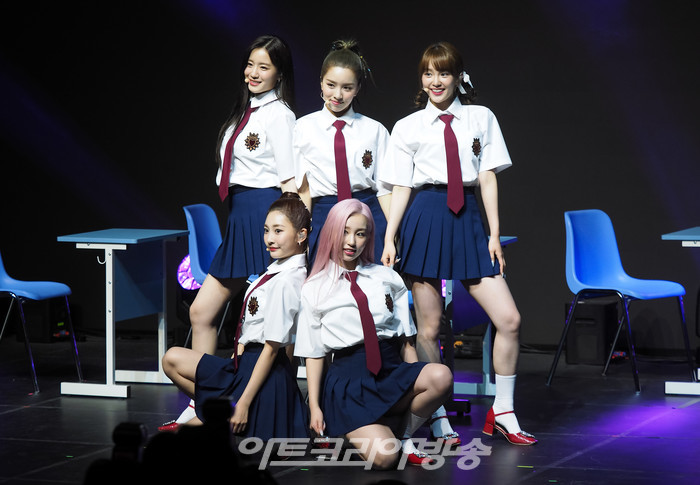 '우아!(woo!ah!)' 미니 1집 '조이(JOY)' 발매 기념 쇼케이스.  2022.06.09 사진 ⓒ아트코리아방송 이용선 기자