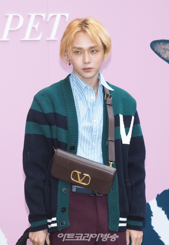 '발렌티노 가라바니 락스터드 펫' 팝업 행사(이던 & 반려견 햇님) 2022.06.10 사진  ⓒ아트코리아방송 이용선 기자