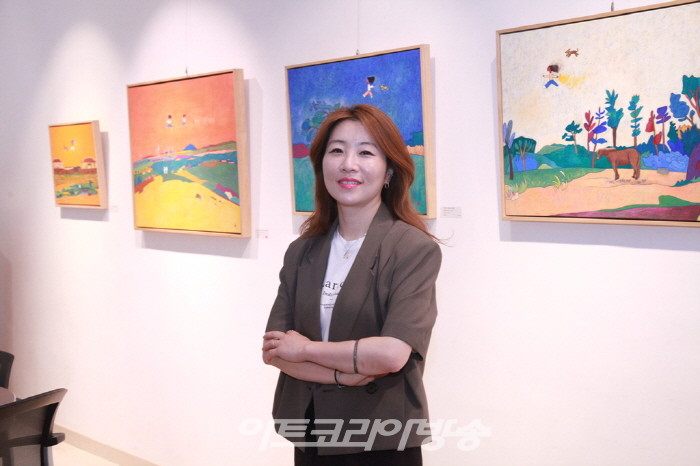 서양화가 정일모, 아름다운 인연들의 이야기 '자유의 문'