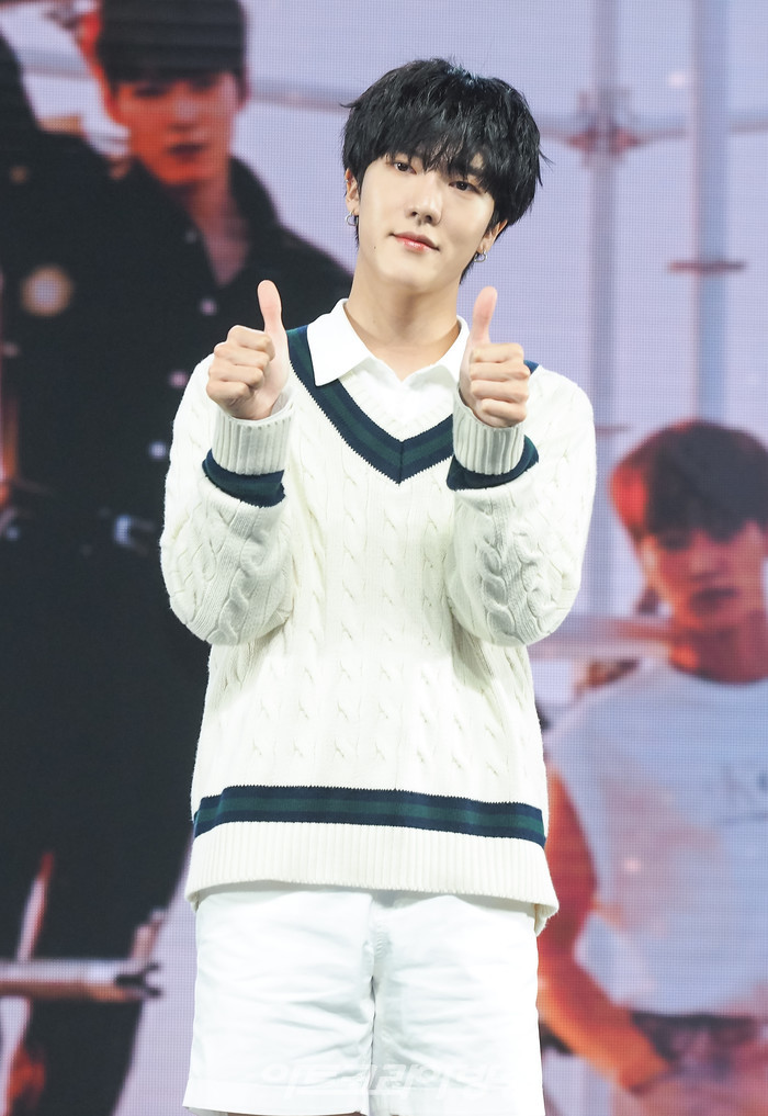 오메가엑스(OMEGA X) 첫 정규 앨범 '낙서(樂서) : Story Written in Music' 발매 기념 쇼케이스(정훈) 2022.06.15 사진 ⓒ아트코리아방송 이용선 기자