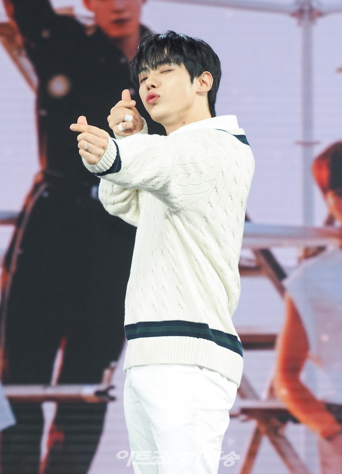 오메가엑스(OMEGA X) 첫 정규 앨범 '낙서(樂서) : Story Written in Music' 발매 기념 쇼케이스(젠) 2022.06.15 사진 ⓒ아트코리아방송 이용선 기자