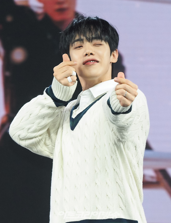 오메가엑스(OMEGA X) 첫 정규 앨범 '낙서(樂서) : Story Written in Music' 발매 기념 쇼케이스(젠) 2022.06.15 사진 ⓒ아트코리아방송 이용선 기자