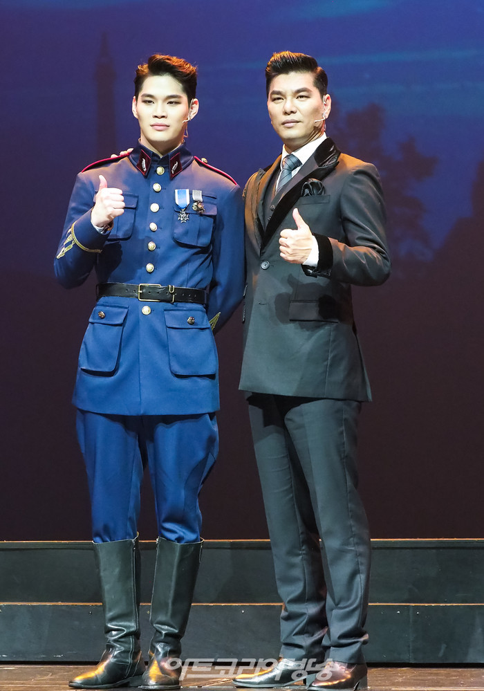 뮤지컬 '마타하리' 프레스콜(라두 대령 역 김바울, 최민철) 2022.06.21 사진 ⓒ아트코리아방송 이용선 기자​