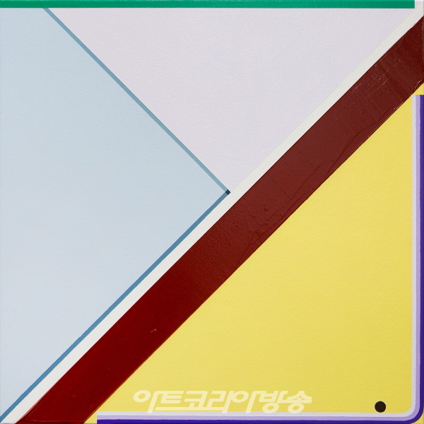 이희준(b. 1988)〈A Shape of Taste no.37〉2022Acrylic on canvas53 x 53 cmCourtesy of the artist and Kukje Gallery