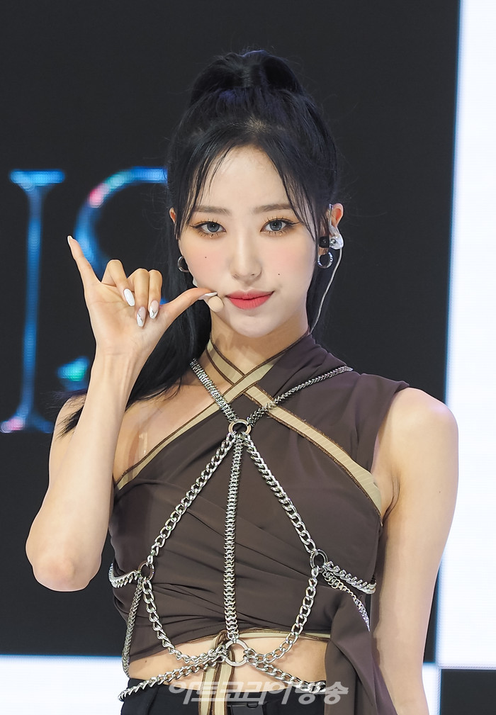 아이리스(IRRIS) 첫 번째 미니앨범 '워너 노'(WANNA KNOW) 발매 기념 쇼케이스(리브) 2022.07.06 사진 ⓒ아트코리아방송 이용선 기자​