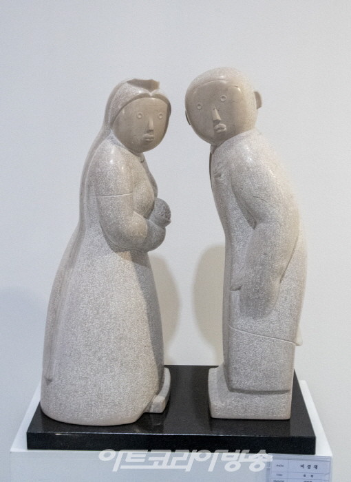 갤러리 필랩, 첫 개관전·'별,스타 별들의 개관초대전'