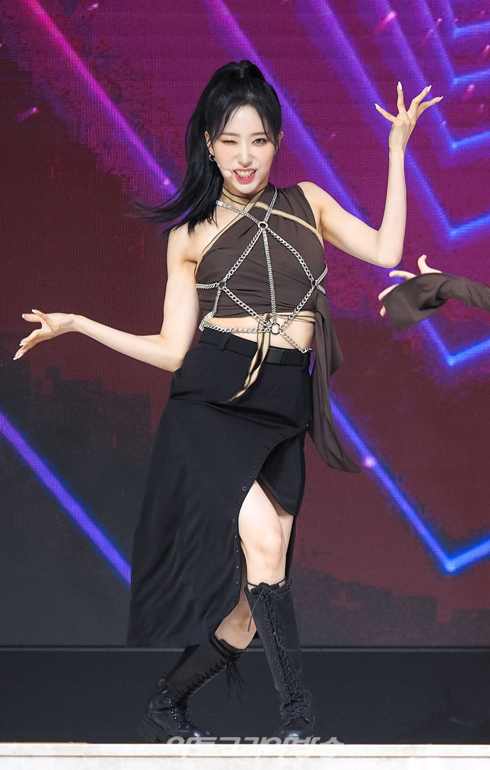 아이리스(IRRIS) 첫 번째 미니앨범 '워너 노'(WANNA KNOW) 발매 기념 쇼케이스(리브) 2022.07.06 사진 ⓒ아트코리아방송 이용선 기자​