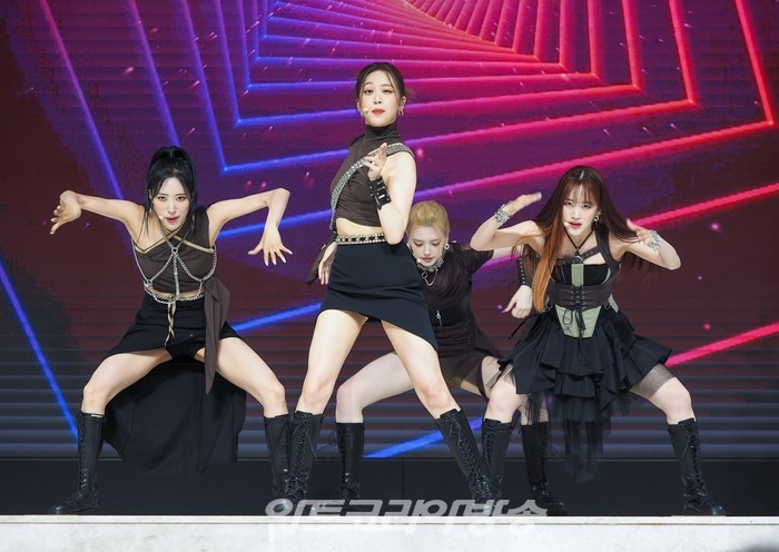 아이리스(IRRIS) 첫 번째 미니앨범 '워너 노'(WANNA KNOW) 발매 기념 쇼케이스(아이엘, 윤슬, 리브, 니나) 2022.07.06 사진 ⓒ아트코리아방송 이용선 기자​