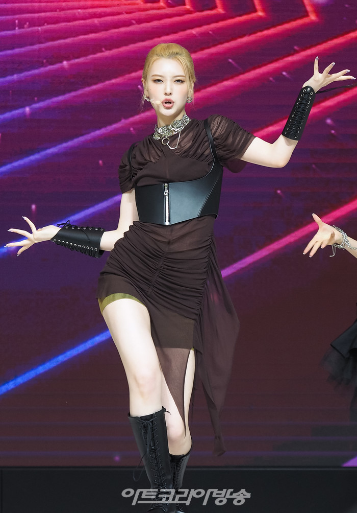 아이리스(IRRIS) 첫 번째 미니앨범 '워너 노'(WANNA KNOW) 발매 기념 쇼케이스(니나) 2022.07.06 사진 ⓒ아트코리아방송 이용선 기자​