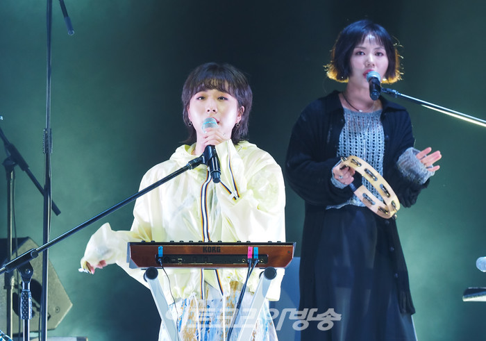 싱크 넥스트 22 이날치 '토끼, 자라, 호랑이, 독수리, 용왕' 리허설. 2022.07.20 사진  ⓒ아트코리아방송 이용선 기자​