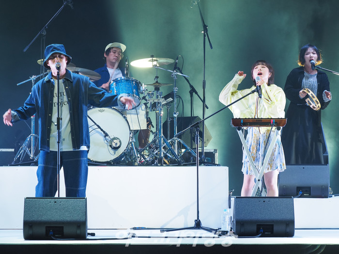 싱크 넥스트 22 이날치 '토끼, 자라, 호랑이, 독수리, 용왕' 리허설. 2022.07.20 사진  ⓒ아트코리아방송 이용선 기자​