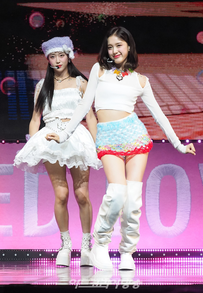 스테이씨 세 번째 싱글앨범 'WE NEED LOVE (위 니드 러브)' 발매 기념 쇼케이스(재이, 수민) 2022.07.19 사진 ⓒ아트코리아방송 이용선 기자​