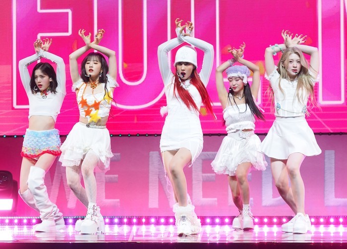 스테이씨 세 번째 싱글앨범 'WE NEED LOVE (위 니드 러브)' 발매 기념 쇼케이스(윤, 재이, 세은, 시은, 수민) 2022.07.19 사진 ⓒ아트코리아방송 이용선 기자​