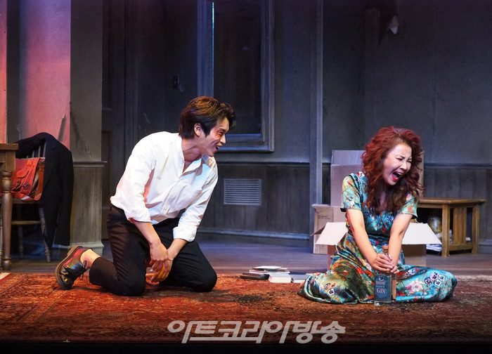 연극 '빈센트 리버' 프레스콜(아니타 역 정재은, 데이비 역 강승호) 2022.07.26 사진 ⓒ아트코리아방송 이용선 기자​