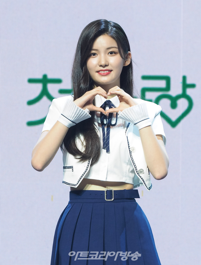 첫사랑(CSR) 첫 번째 미니앨범 'Sequence : 7272(시퀀스 : 7272)' 발매 기념 쇼케이스(수아) 2022.07.27 사진 ⓒ아트코리아방송 이용선 기자​