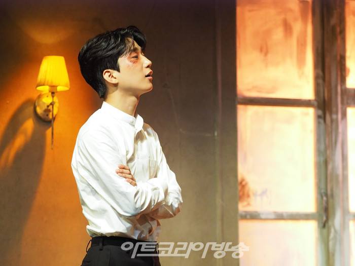 연극 '빈센트 리버' 프레스콜(아니타 역 우미화, 데이비 역 김현진) 2022.07.26 사진 ⓒ아트코리아방송 이용선 기자​