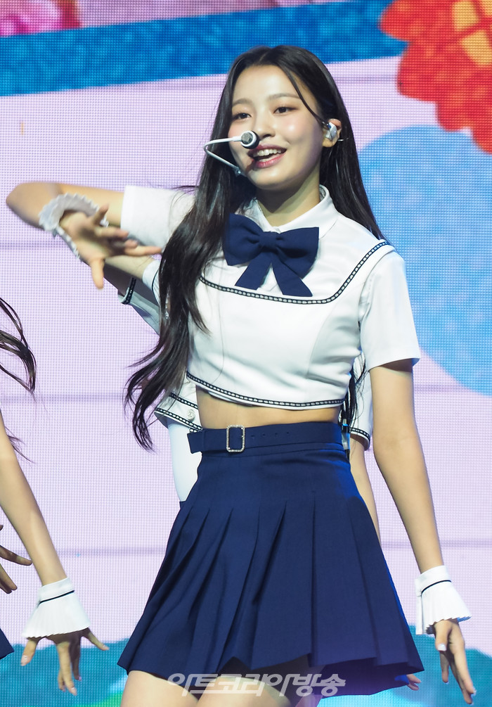 첫사랑(CSR) 첫 번째 미니앨범 'Sequence : 7272(시퀀스 : 7272)' 발매 기념 쇼케이스(두나) 2022.07.27 사진 ⓒ아트코리아방송 이용선 기자​