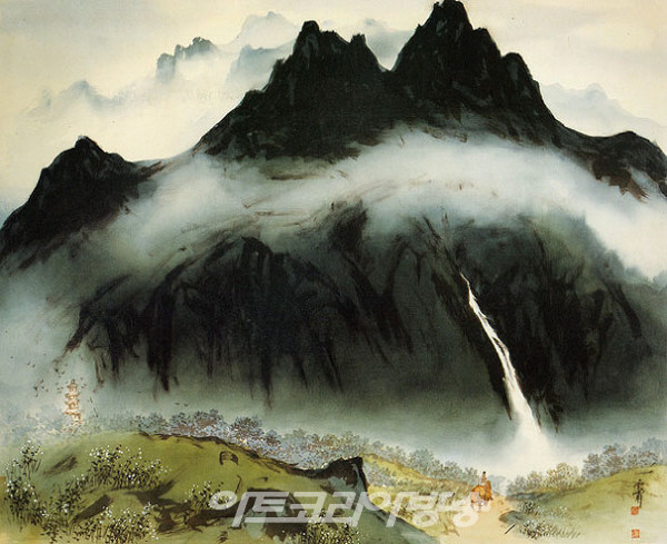 운보 김기창 화백의 산천속의 소