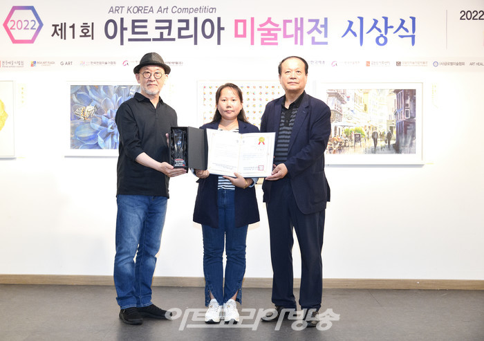 제1회 아트코리아 미술대전 청년작가상(김혜민-인두화 부문) 2022.08.03 사진 ⓒ아트코리아방송 이용선 기자​
