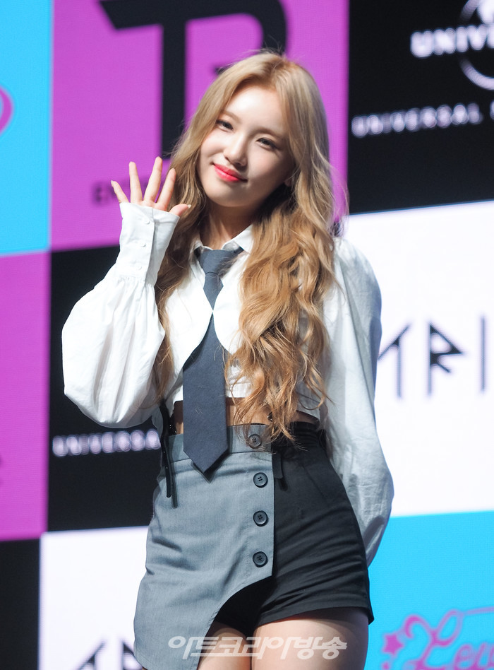 트라이비 세 번째 싱글 '레비오사(LEVIOSA)' 발매 기념 쇼케이스(소은) 2022.08.09 사진 ⓒ아트코리아방송 이용선 기자​