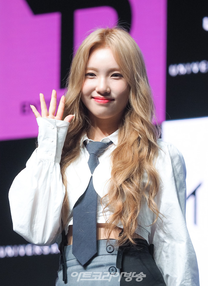 트라이비 세 번째 싱글 '레비오사(LEVIOSA)' 발매 기념 쇼케이스(소은) 2022.08.09 사진 ⓒ아트코리아방송 이용선 기자​