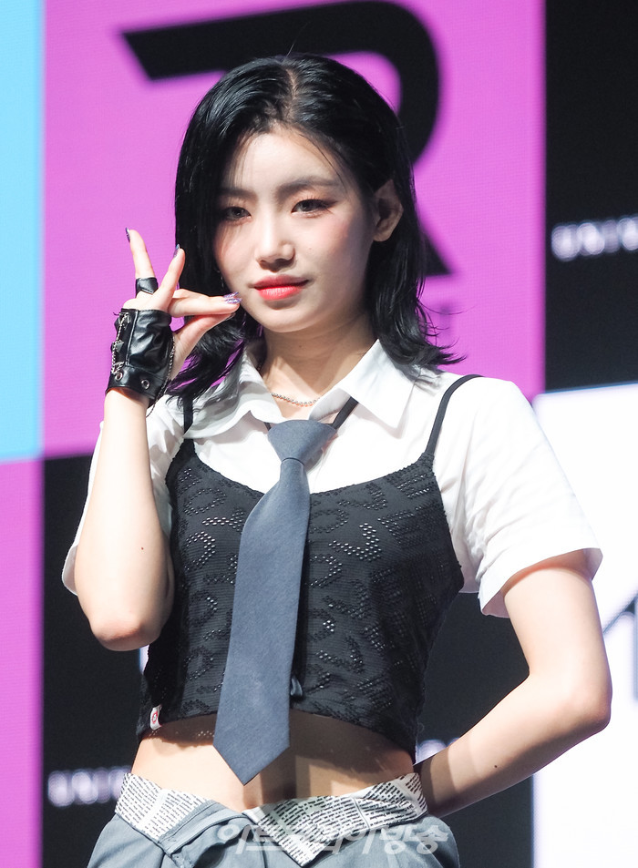 트라이비 세 번째 싱글 '레비오사(LEVIOSA)' 발매 기념 쇼케이스(현빈) 2022.08.09 사진 ⓒ아트코리아방송 이용선 기자​