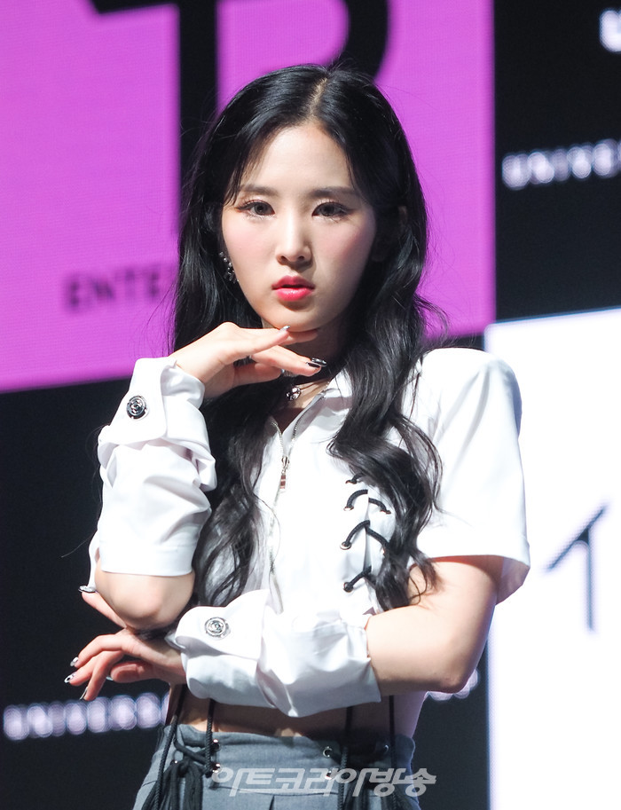 트라이비 세 번째 싱글 '레비오사(LEVIOSA)' 발매 기념 쇼케이스(송선) 2022.08.09 사진 ⓒ아트코리아방송 이용선 기자​