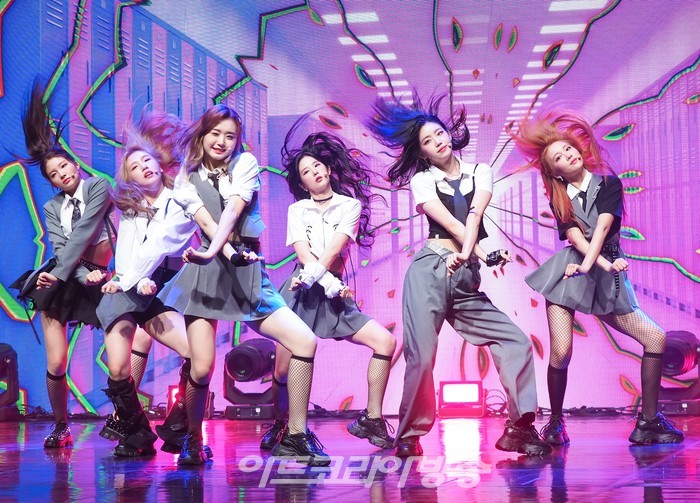 트라이비 세 번째 싱글 '레비오사(LEVIOSA)' 발매 기념 쇼케이스(켈리, 지아, 현빈, 송선, 소은, 미레) 2022.08.09 사진 ⓒ아트코리아방송 이용선 기자​