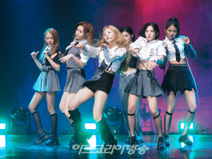 트라이비 세 번째 싱글 '레비오사(LEVIOSA)' 발매 기념 쇼케이스(켈리, 지아, 현빈, 송선, 소은, 미레) 2022.08.09 사진 ⓒ아트코리아방송 이용선 기자​