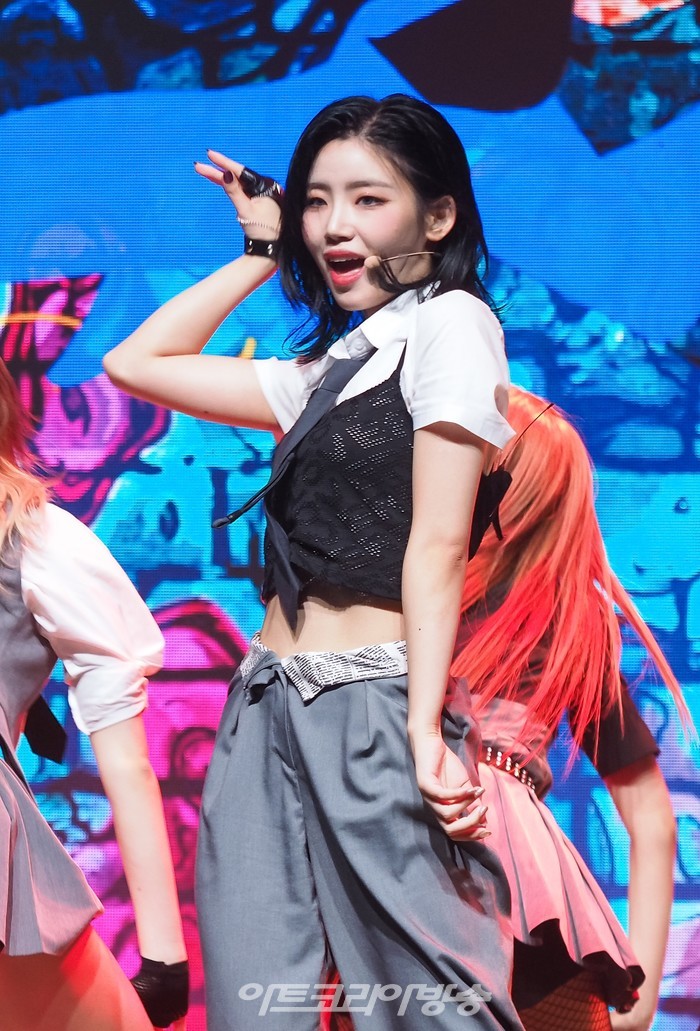 트라이비 세 번째 싱글 '레비오사(LEVIOSA)' 발매 기념 쇼케이스(현빈) 2022.08.09 사진 ⓒ아트코리아방송 이용선 기자​