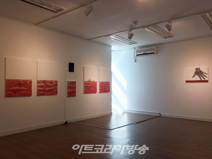 안준형 개인전 '수상한 움직임'