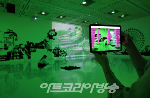 An Installation work, JinJoon Lee and KAIST TX Lab (C) JinJoon Lee and KAIST TX Lab