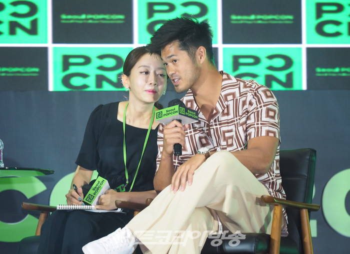 '2022 서울 팝콘'에 참석한 헐리우드 배우 로스 버틀러( Ross Butler) 2022.08.27 사진 ⓒ아트코리아방송 이용선 기자​